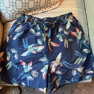 Patagonia Shorts - SMALL